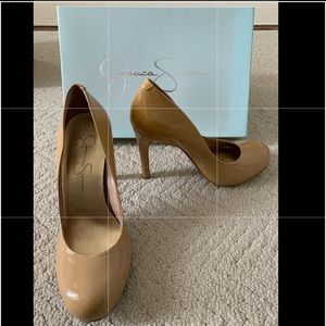 Jessica Simpson Calie Nude Patent Lthr Heels (NWT)